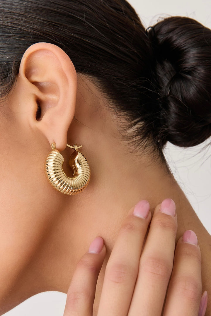 עגילי חישוק מדלן ציפוי זהב  | זהב