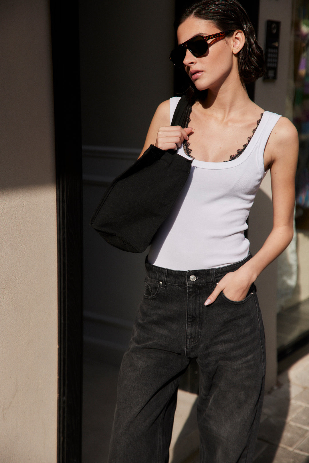 חזיית תחרה אמי בשילוב בטנה | שחור