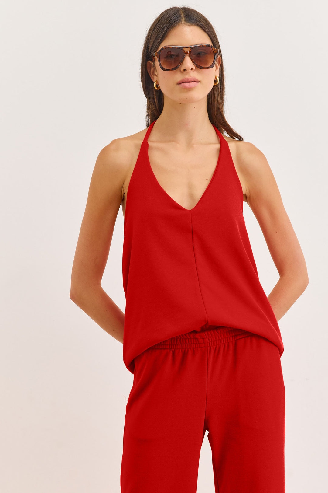 חולצת קולר גבריאל מחשוף גב | אדום