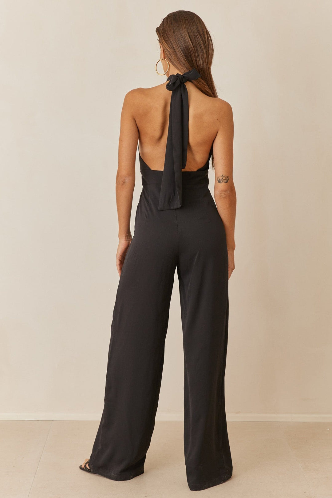 אוברול סיאול מחשוף איקס | שחור