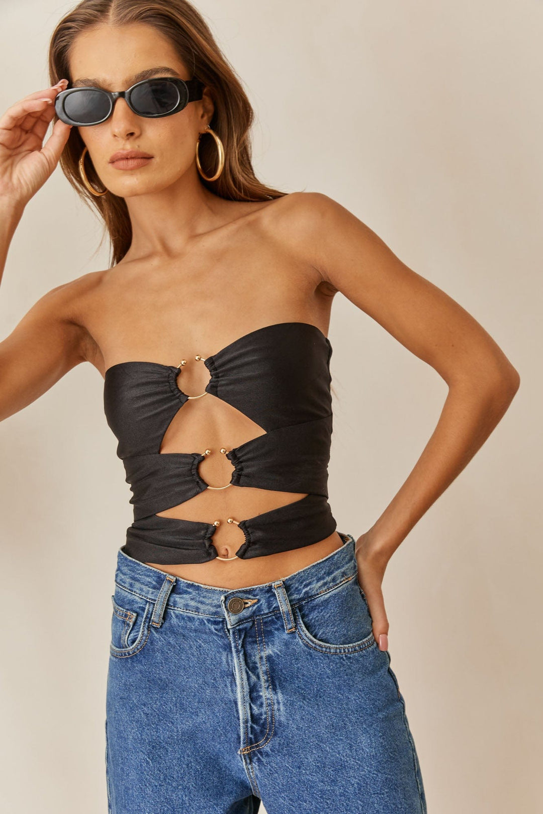 סטרפלס ניקול קאט אאוט | שחור