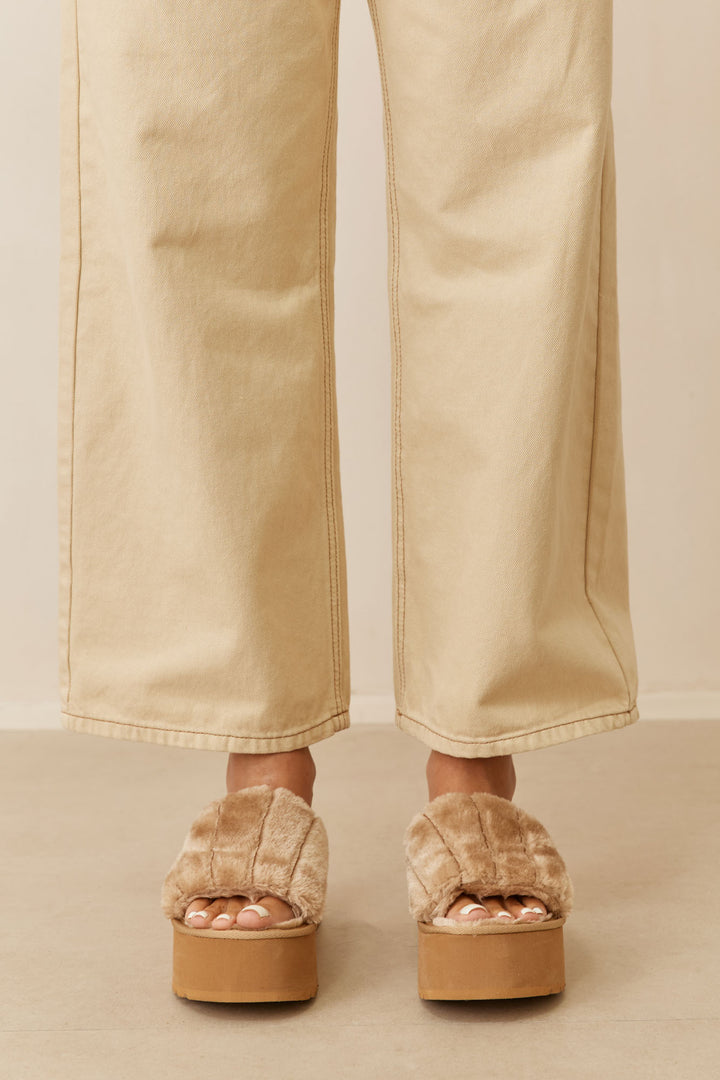 כפכפי שרלוט פלטפורמה בשילוב פרווה | חום