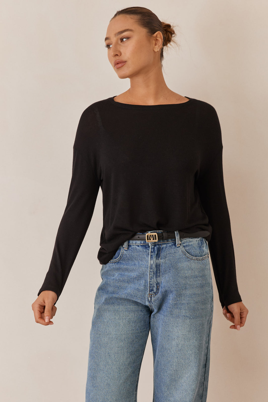 חולצת בייסיק אודל בד סריג | שחור