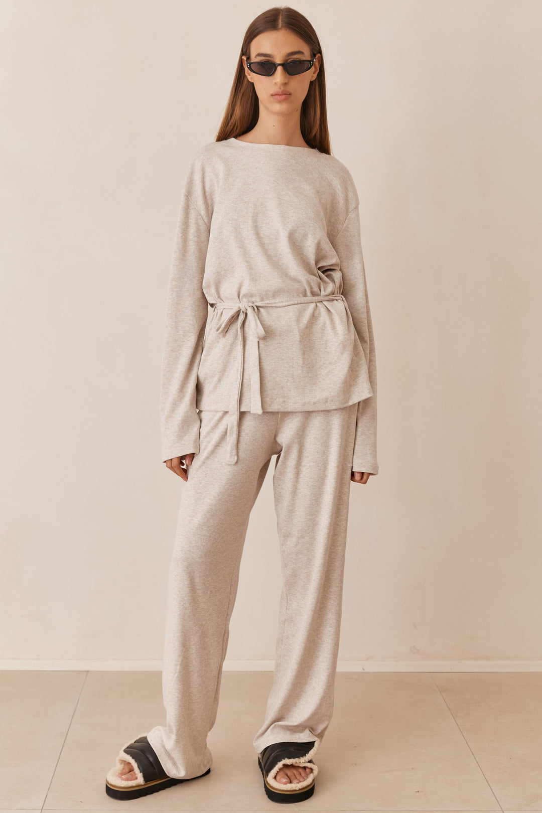 מכנסי מארני בד ריב בשילוב רקמת לוגו | בז'