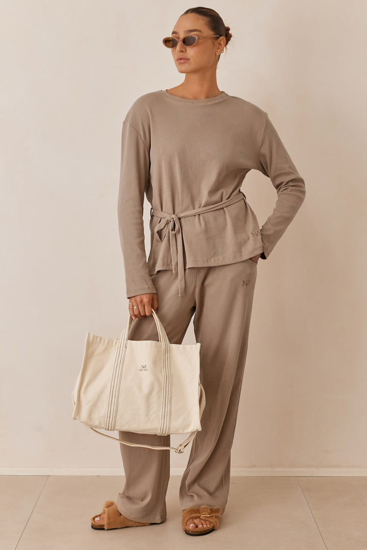 מכנסי מארני בד ריב בשילוב רקמת לוגו | מוקה