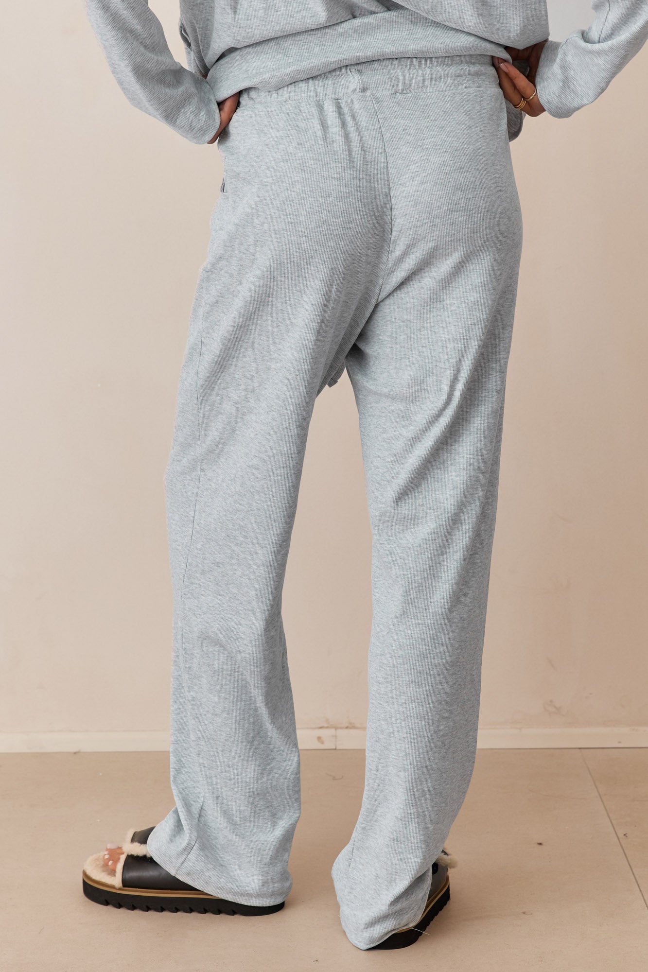מכנסי מארני בד ריב בשילוב רקמת לוגו | אפור בהיר