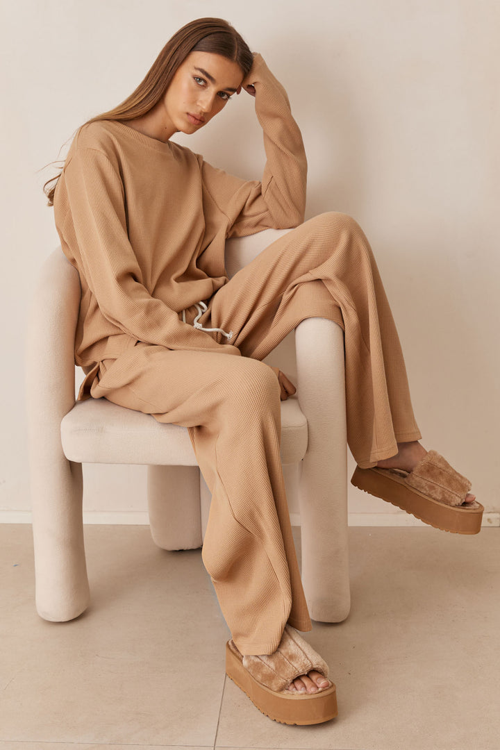 כפכפי שרלוט פלטפורמה בשילוב פרווה | חום