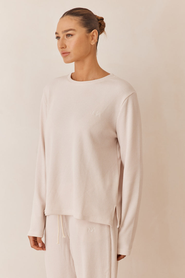 חולצת אליסון בד וופל בשילוב רקמת לוגו | קרם