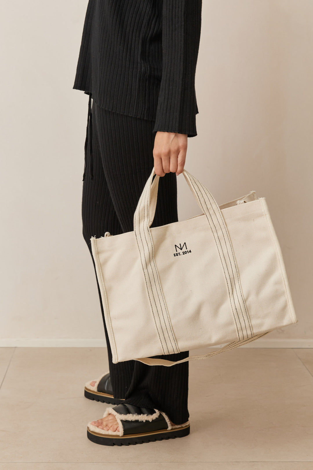 תיק קנבס נורי בשילוב לוגו | קרם