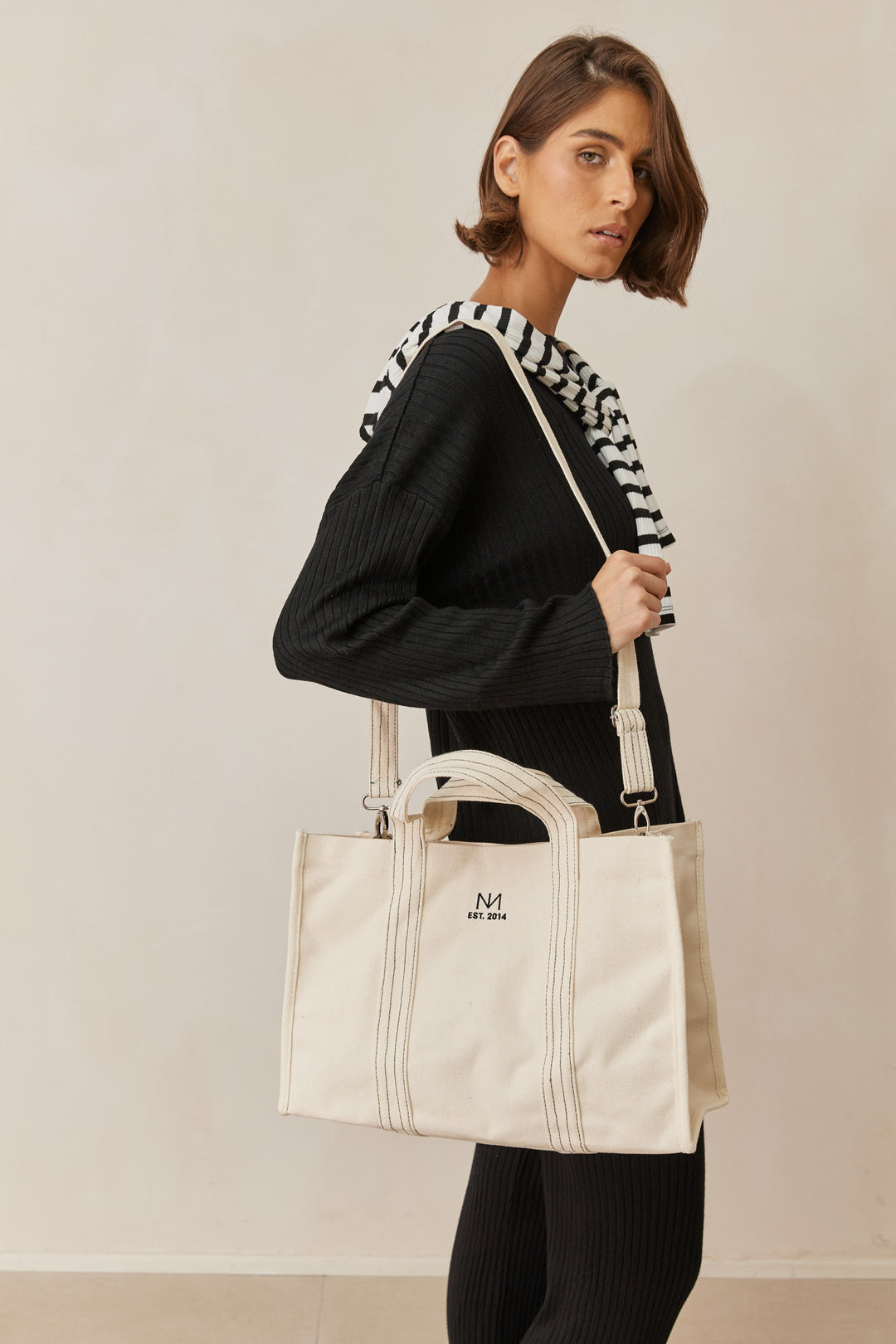 תיק קנבס נורי בשילוב לוגו | קרם