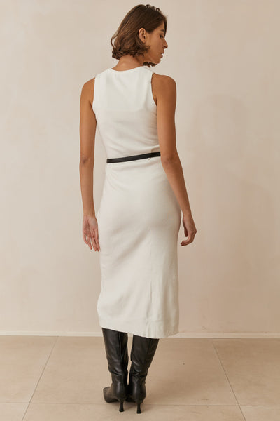 שמלת סריג טיפאני אורך מידי בשילוב שסע | לבן