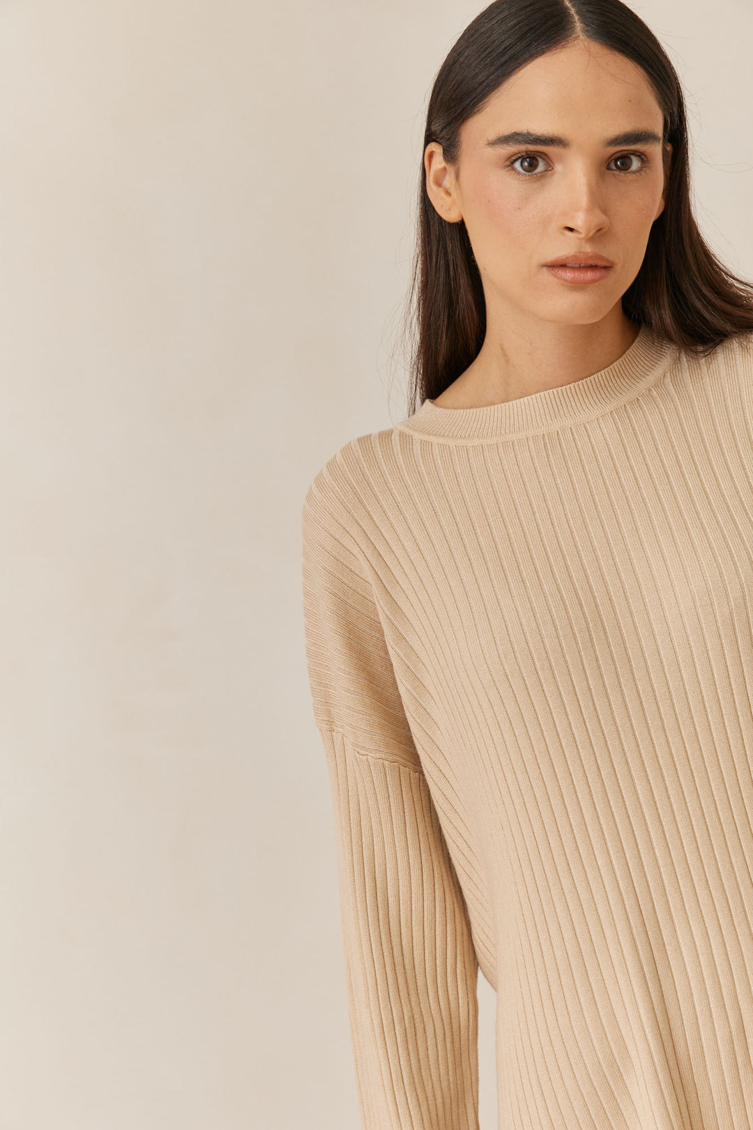 חליפת סריג לורנס | בז'