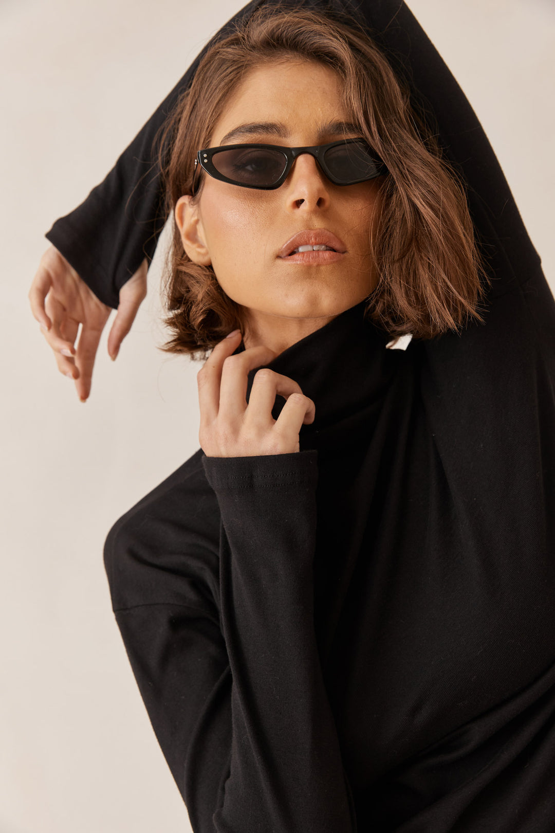 חולצת בייסיק גולף הלני שרוול כפפה | שחור