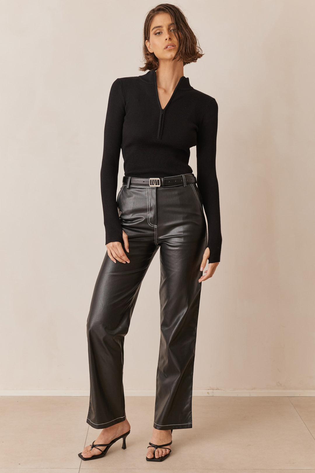 חולצת סריג דמיאן שרוולי כפפה | שחור