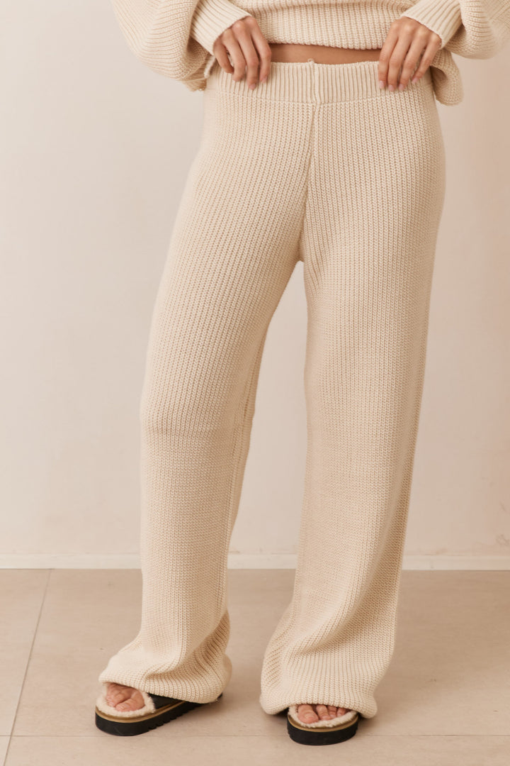 מכנסי סריג נלה בשילוב גומי במותן | בז'