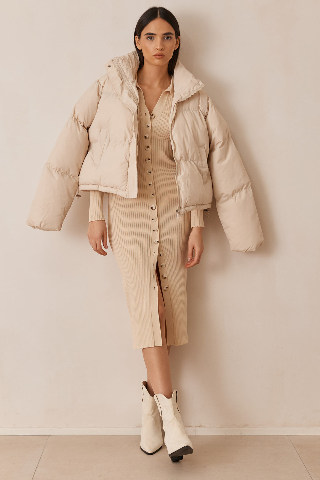 שמלת ריב ג'ולי בשילוב כפתורים | קרם