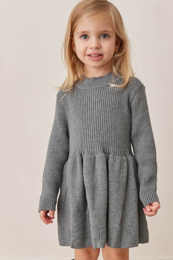 שמלת סריג גירלי | אפור כהה