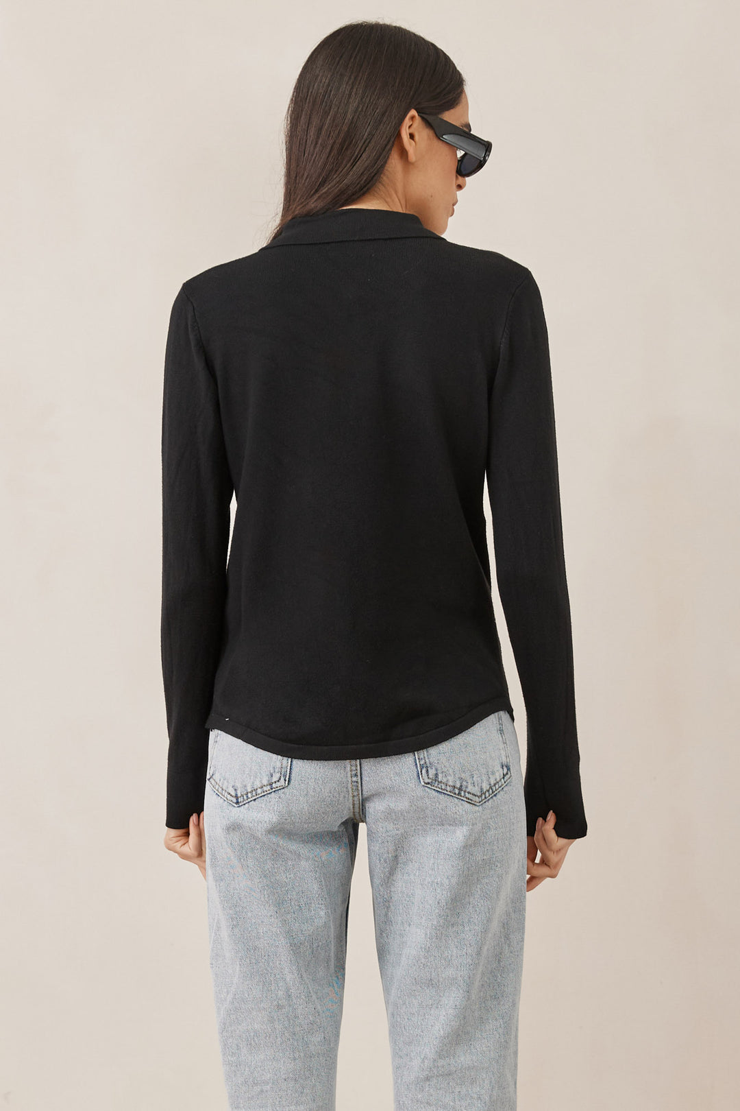 סריג ניקולה מכופתר בשילוב צווארון | שחור