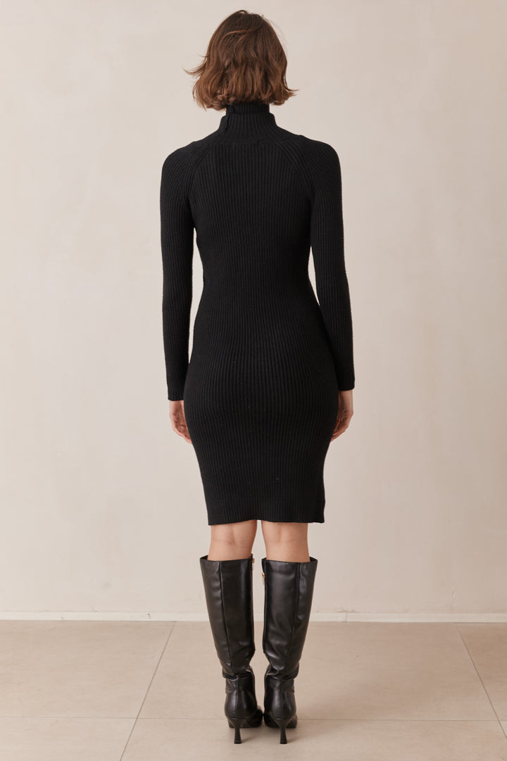 שמלת גולף קייסי אורך מידי | שחור