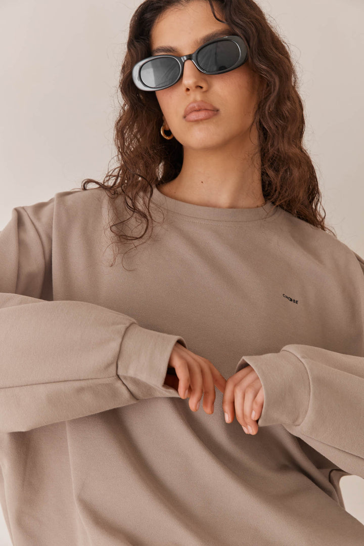 חליפת סופיה גזרת אוברסייז | חום