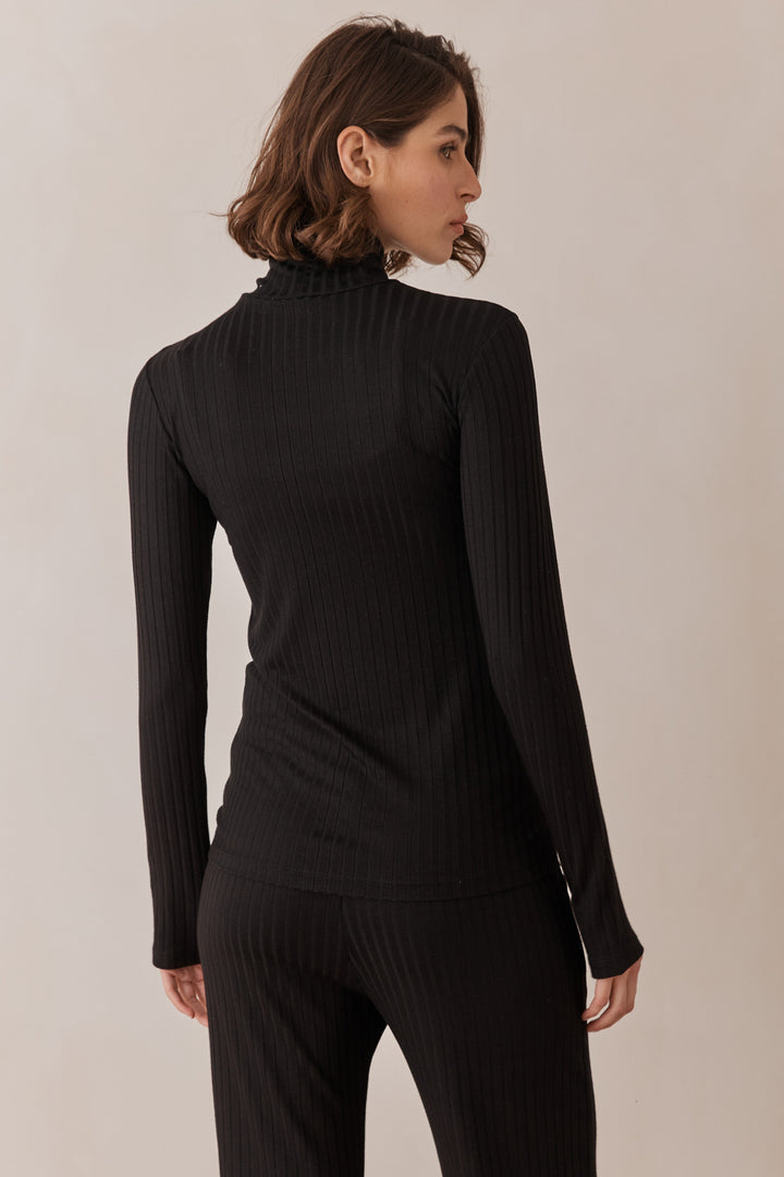 חולצת גולף קאיה שרוולי כפפה | שחור