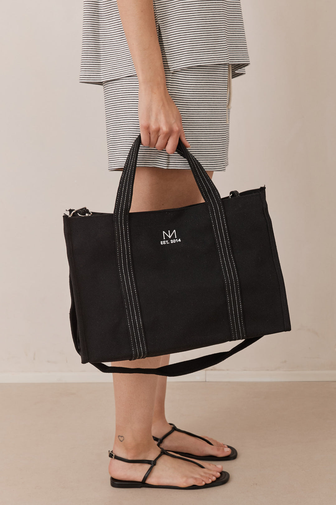 תיק קנבס נורי בשילוב לוגו | שחור