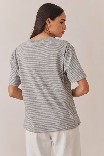 טי שירט לורן פרינט סטרייפס | אפור/לבן