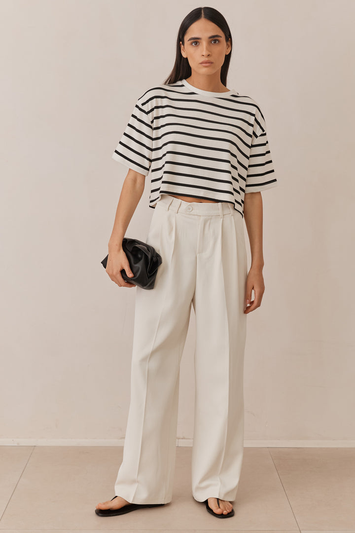 מכנסי ניקה מחויטים סגירה צידית | קרם