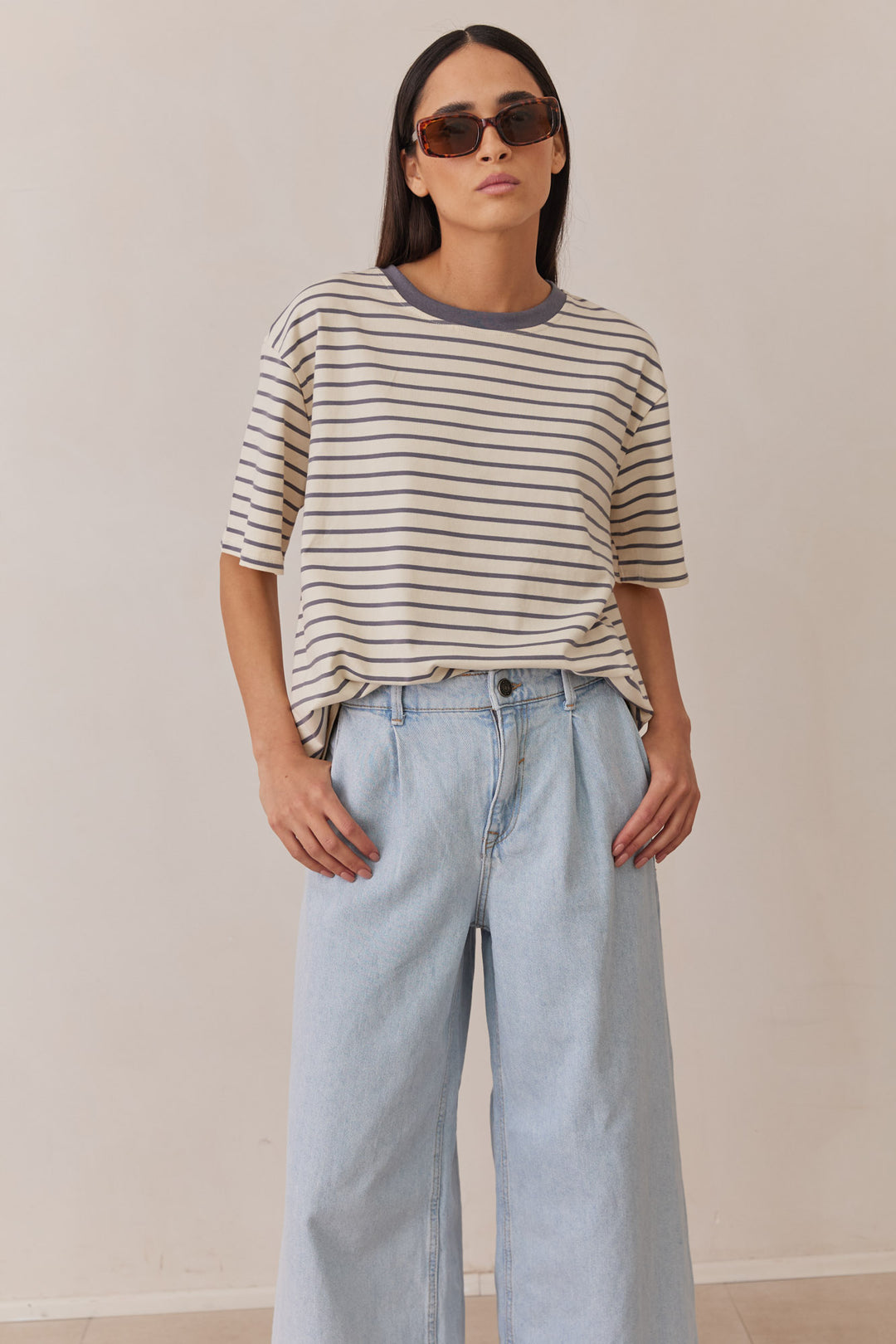 טי שירט אלכס סטרייפס | לבן/כחול