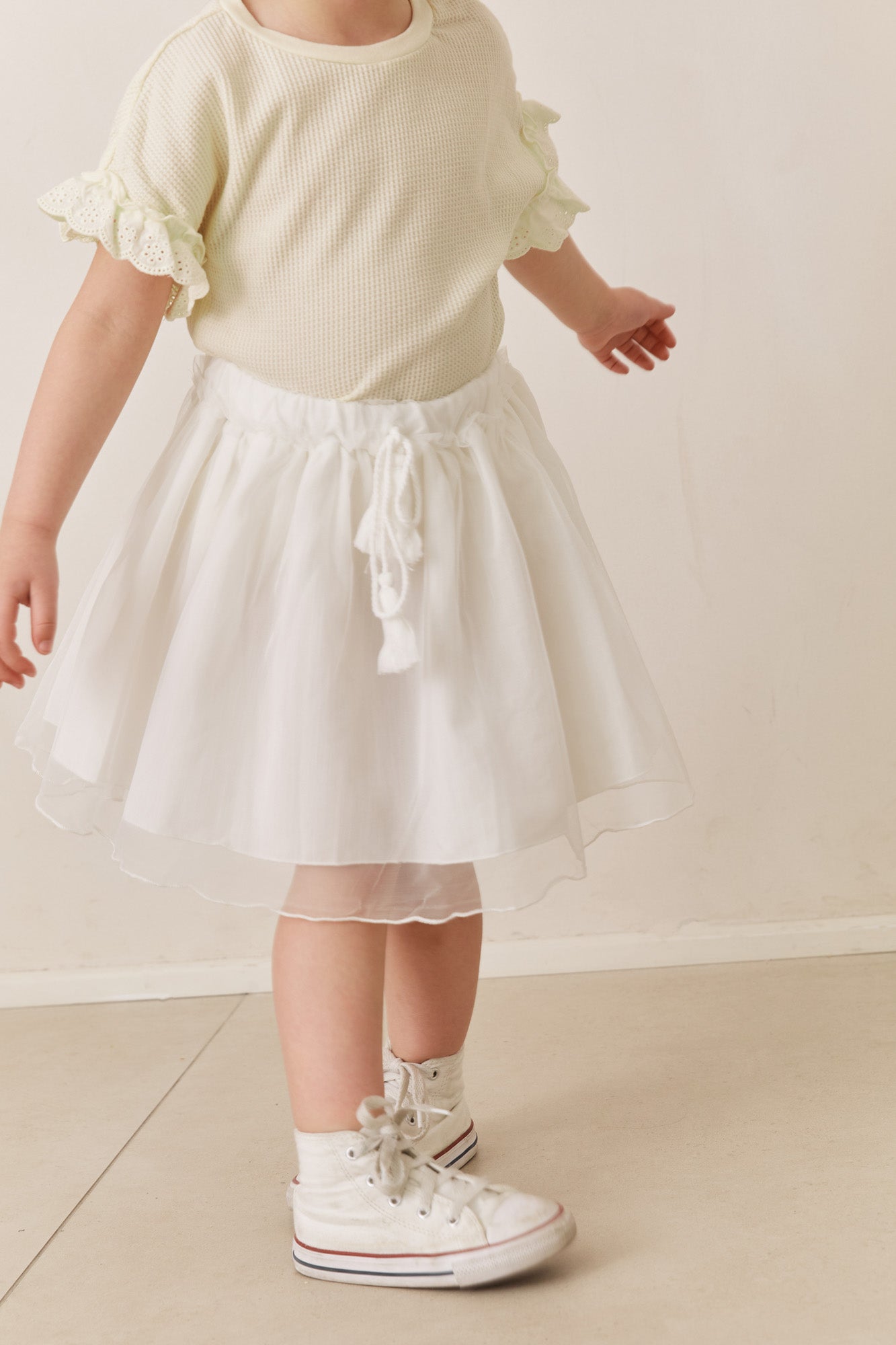 חצאית מיני טוטו בשילוב גומי במותן | לבן