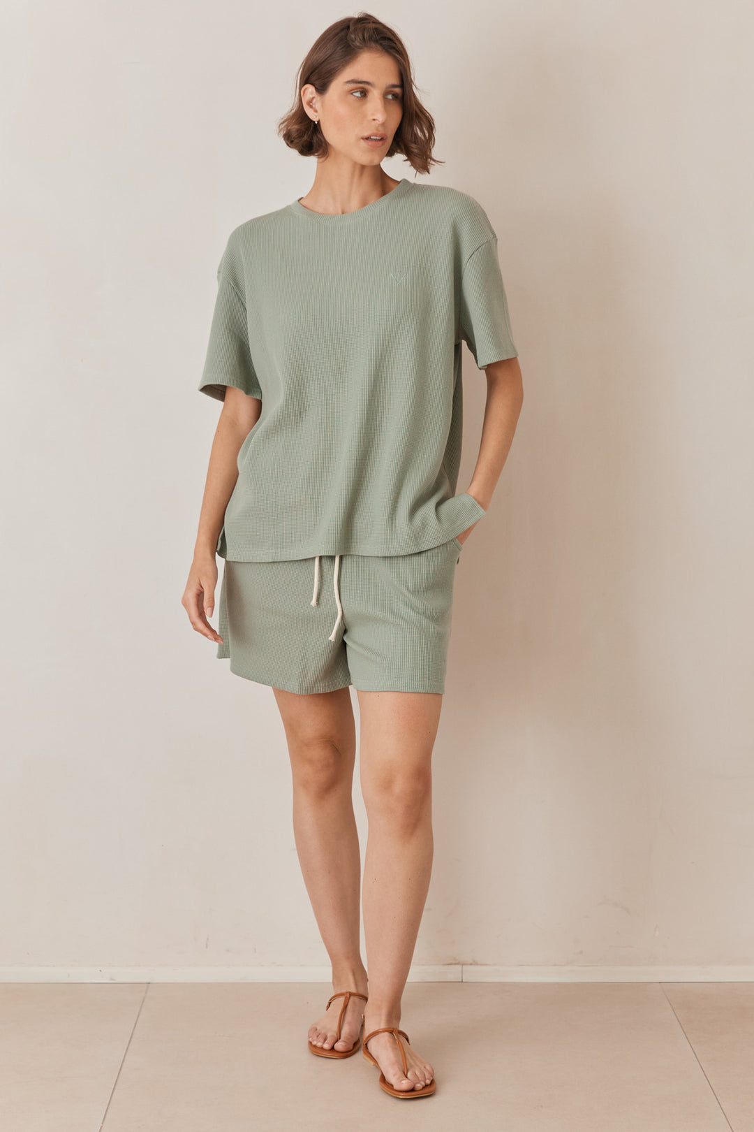 חליפת ורוניק בד וופל בשילוב רקמת לוגו | ירוק