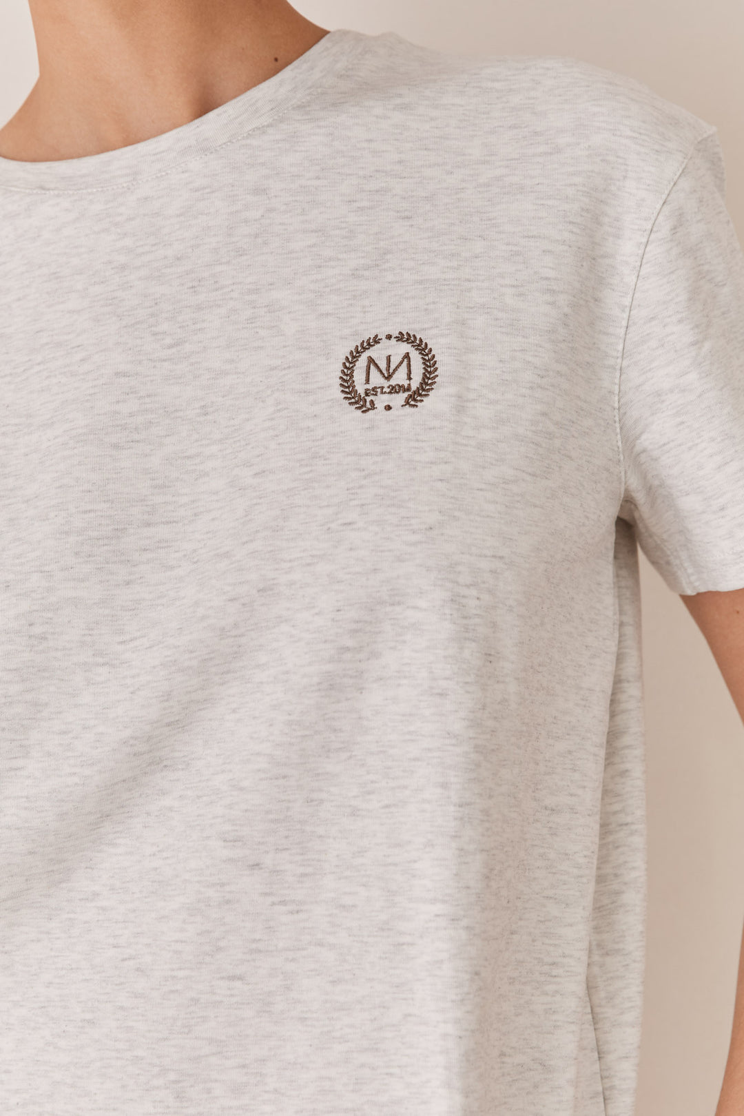 חליפת פרנסיס בשילוב רקמת לוגו | אפור בהיר