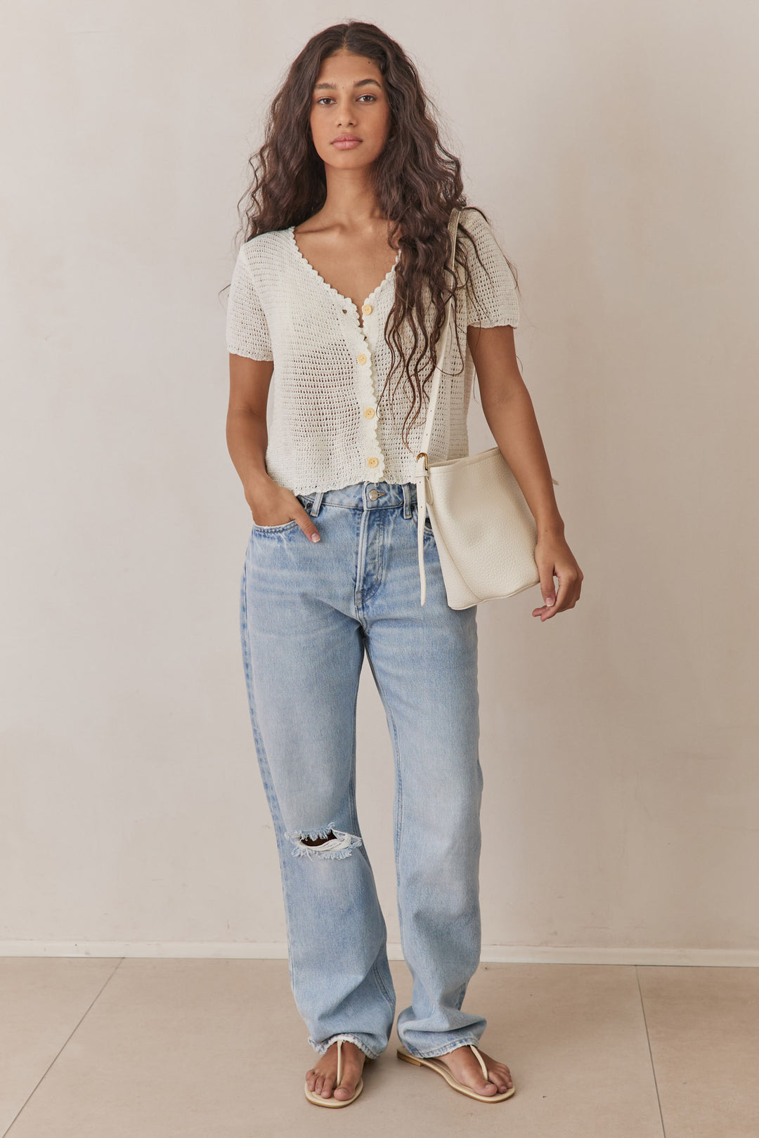 מכופתרת ברנדי בד קרושה | לבן