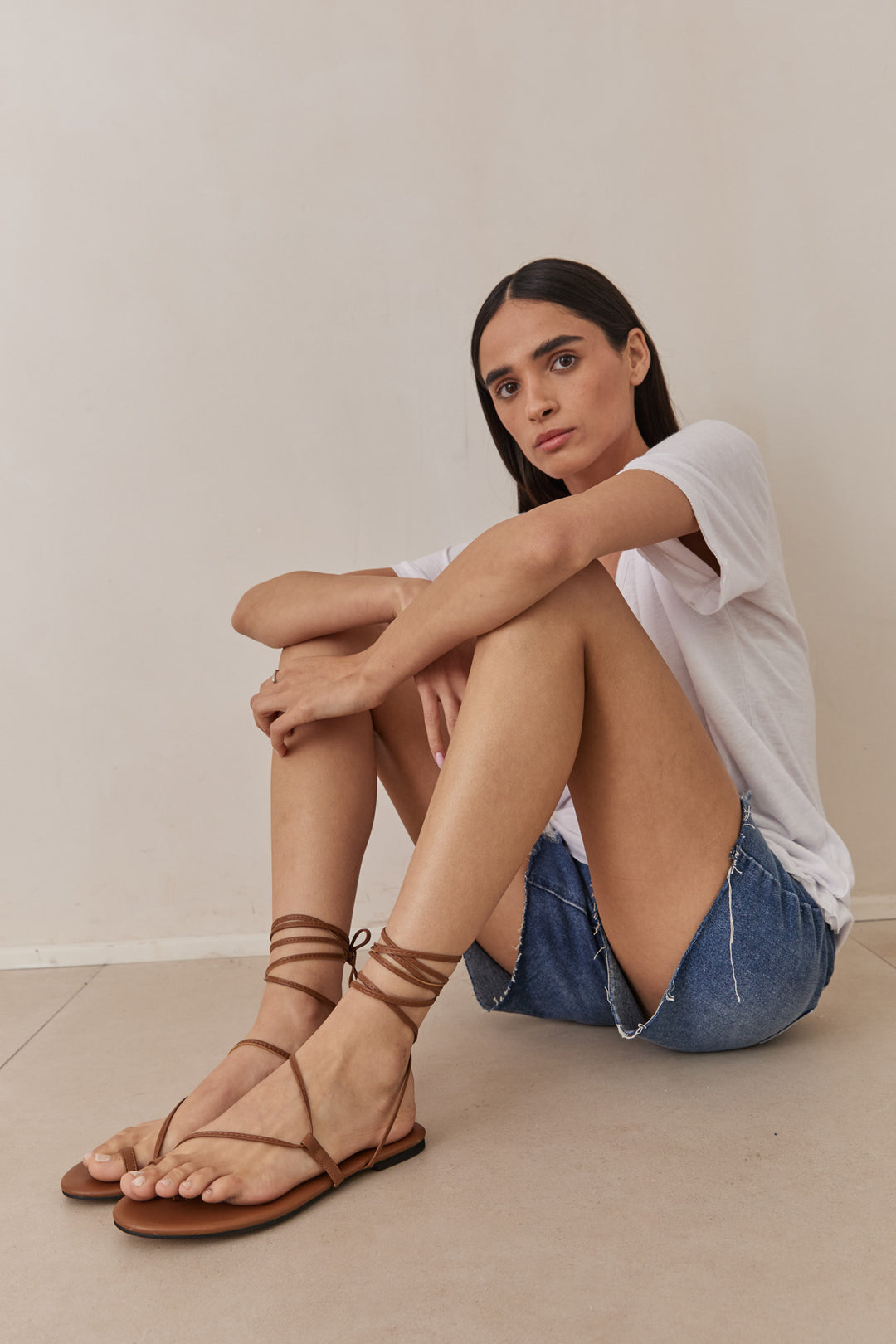 סנדלי סטלה רצועות קשירה | חום