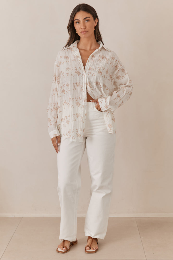 חולצה מכופתרת אדלה הדפס פרחוני | לבן/בז'