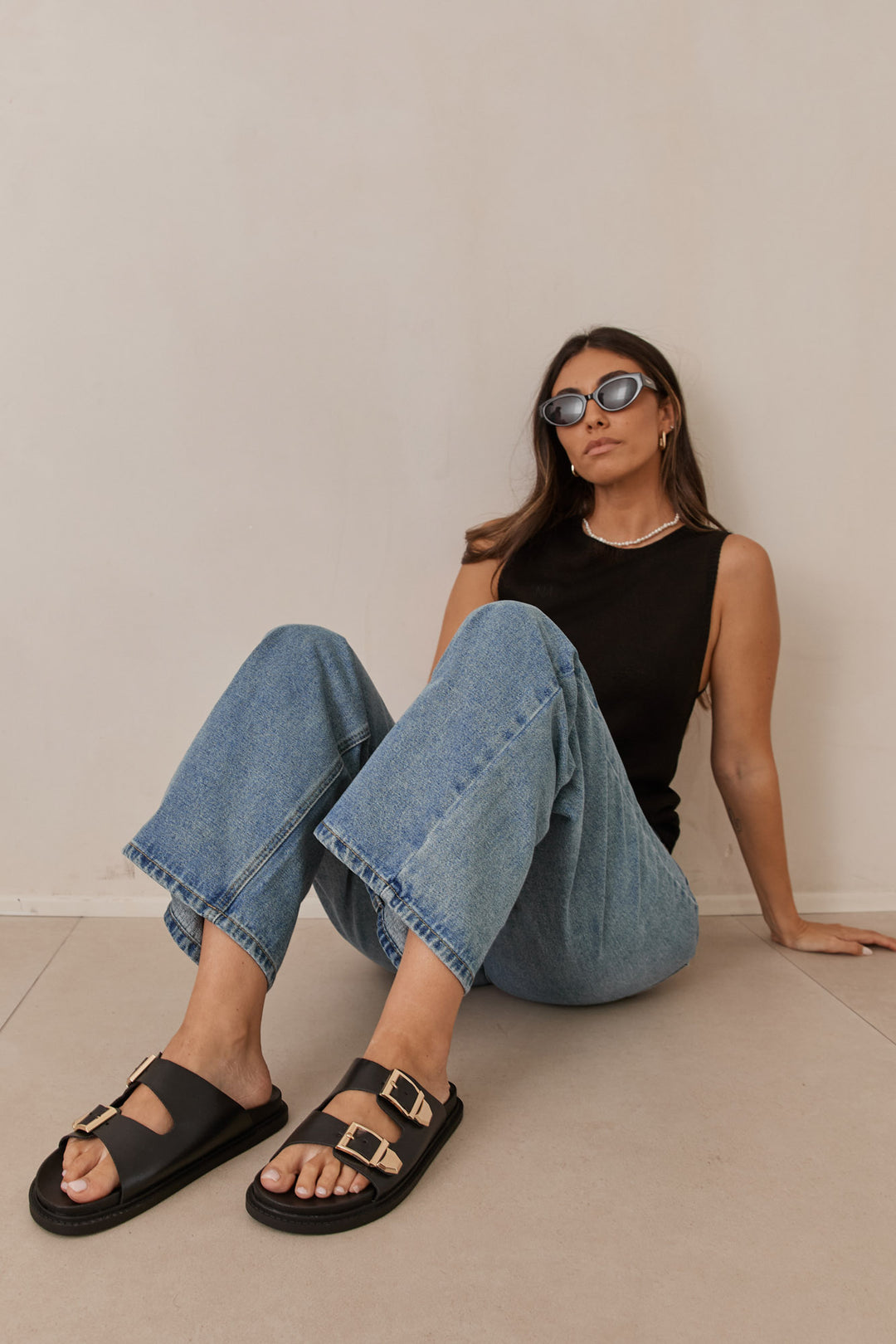 כפכפי רצועות סיאטל בשילוב אבזם | שחור