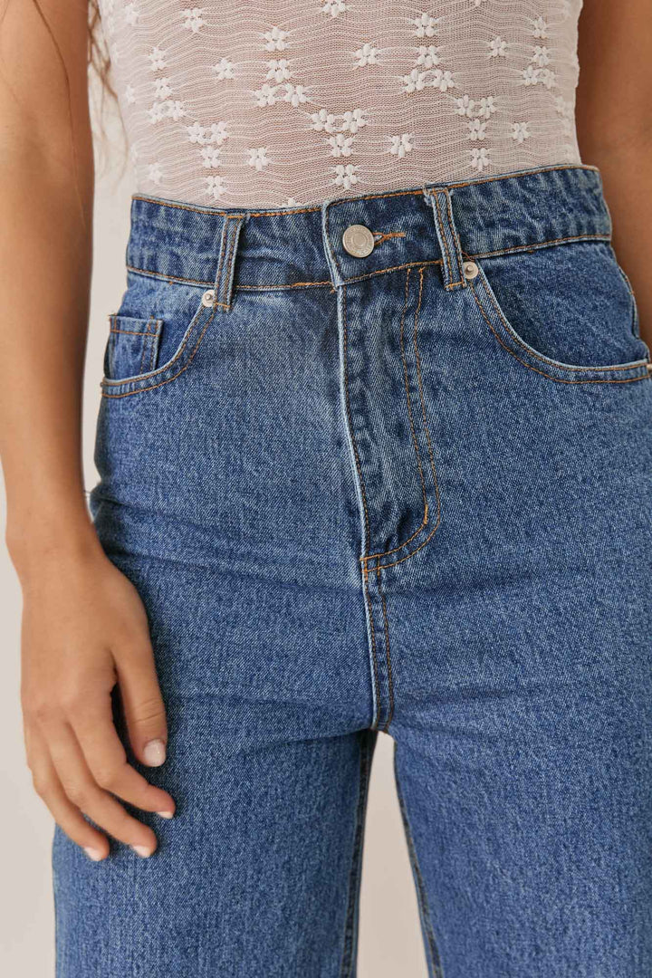 מכנסי דנים איאן בסיומת שסע | ג'ינס