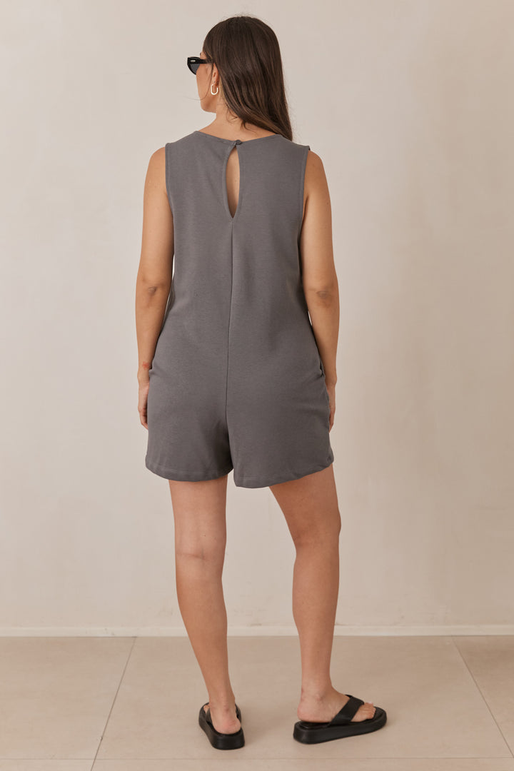 אוברול טיילור מחשוף וי בשילוב כיסים | אפור