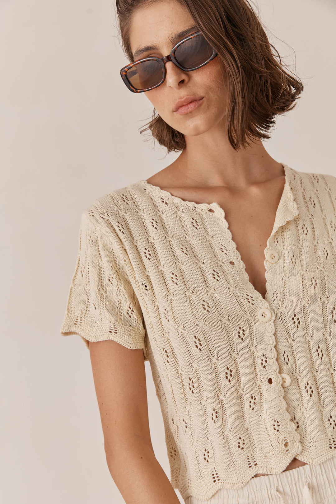 מכופתרת קאיה עיטורי רקמה | בז'