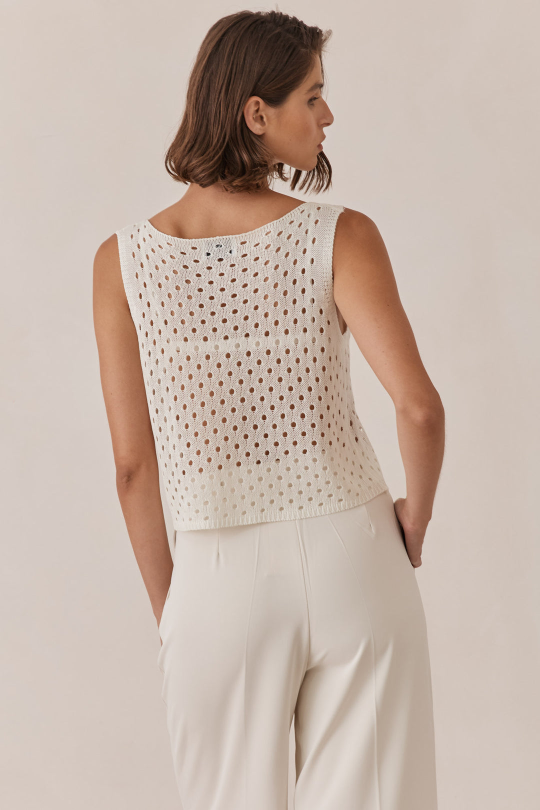 ווסט סריג מחורר ליון בשילוב קשירה | קרם