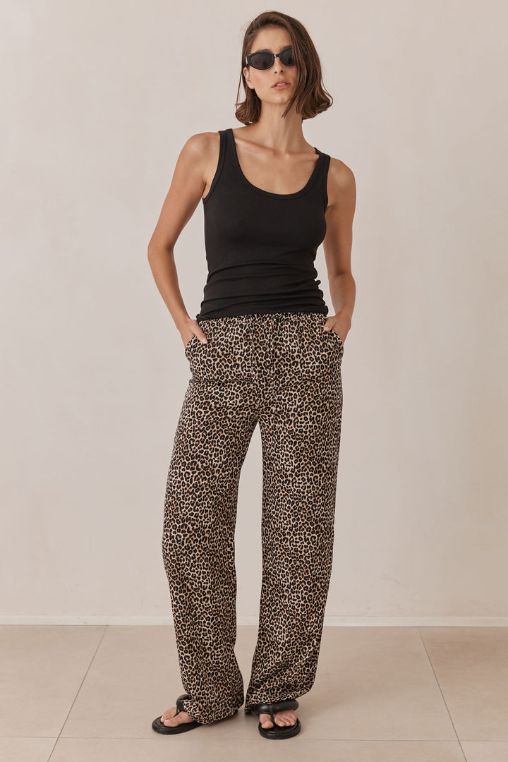 גופיית בייסיק סופי בד ריב דק | שחור