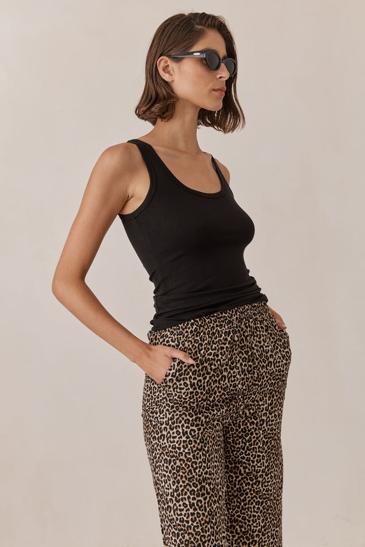 גופיית בייסיק סופי בד ריב דק | שחור