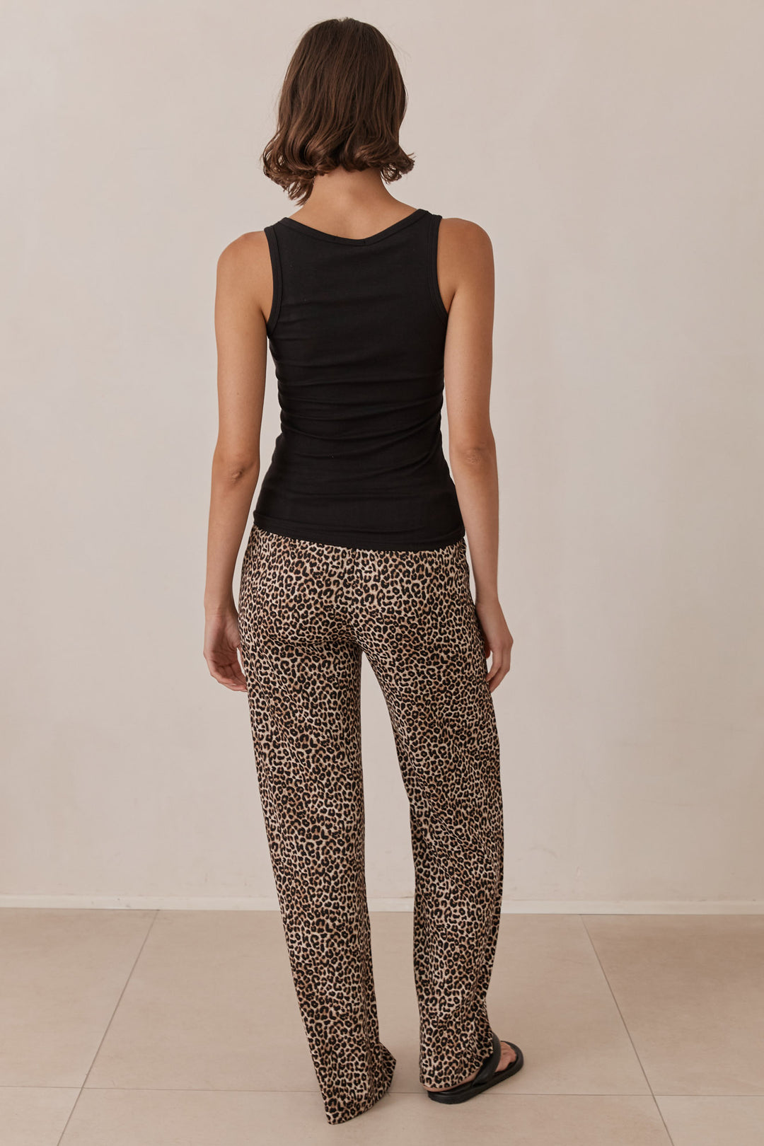 גופיית בייסיק סופי בד ריב דק | שחור