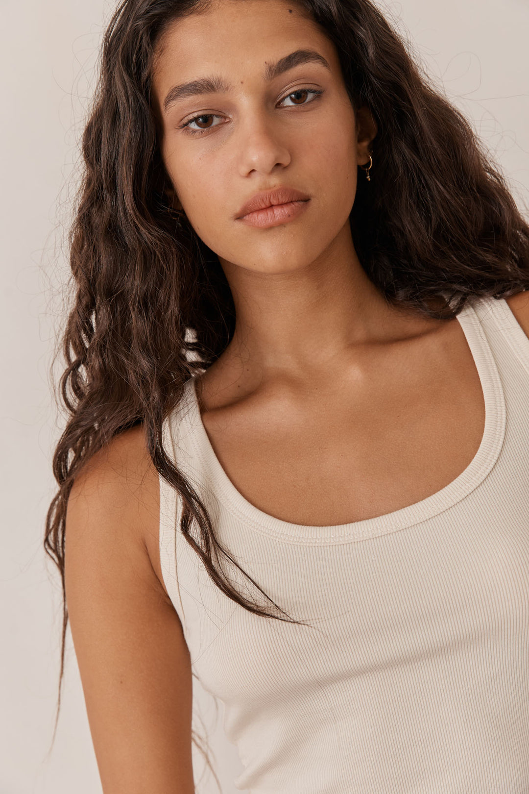 גופיית בייסיק סופי בד ריב דק | אבן