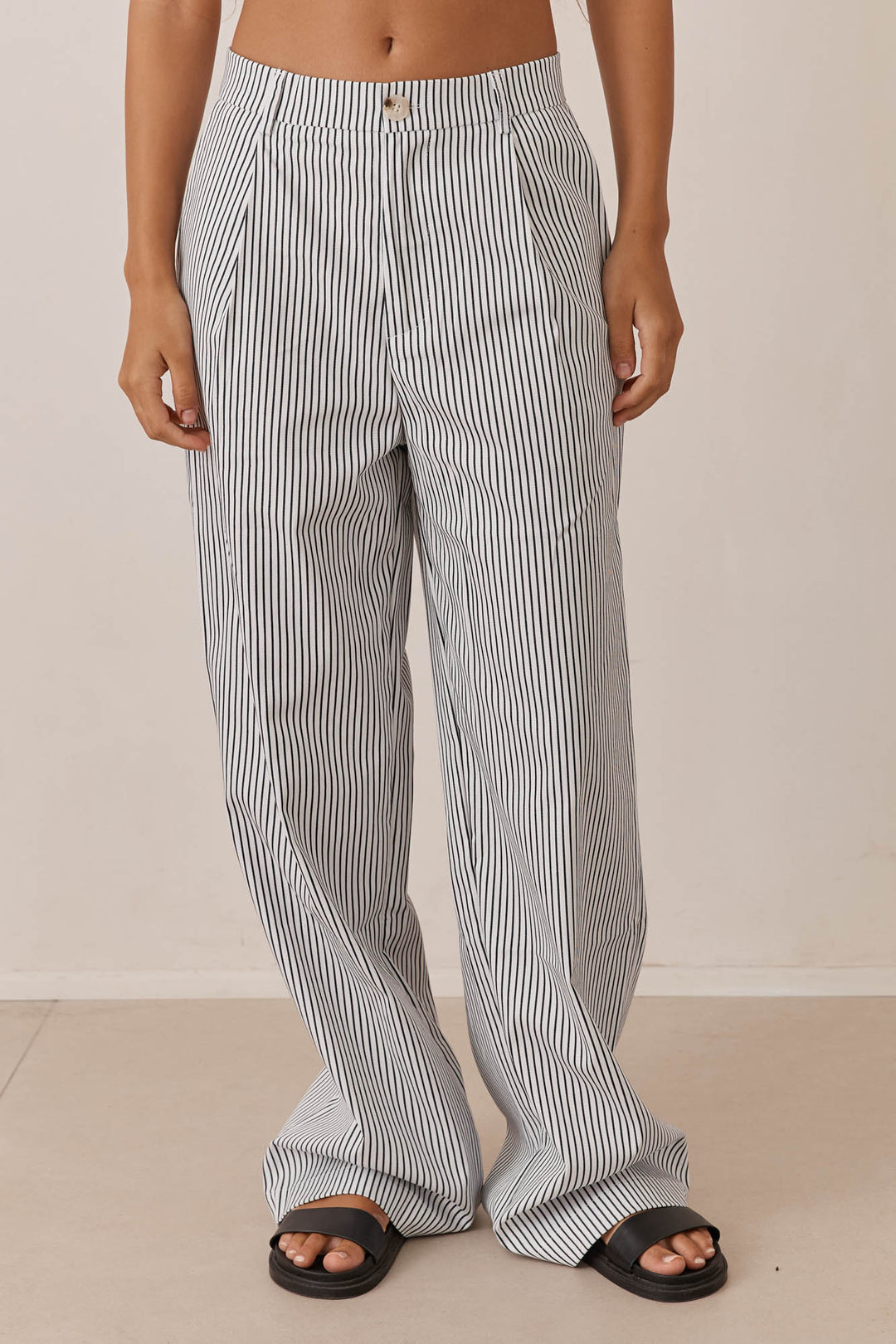 מכנסי מיאמי סטרייפס גזרה ישרה | לבן/כחול