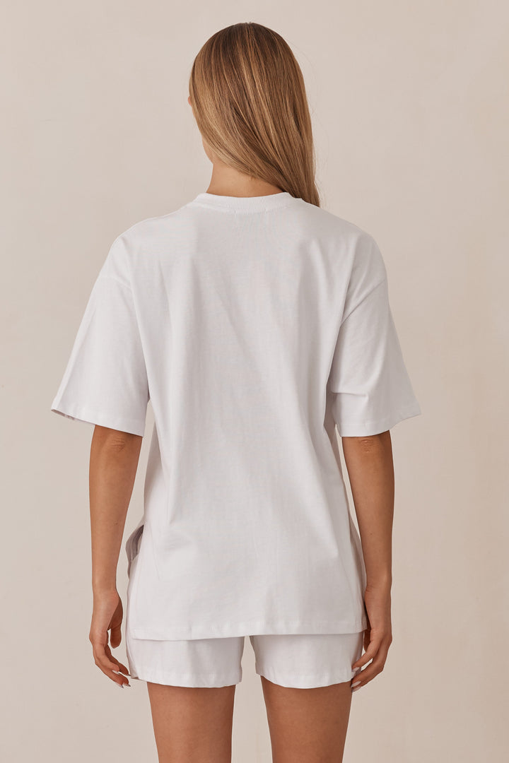 חליפת לנון גזרת אוברסייז | לבן