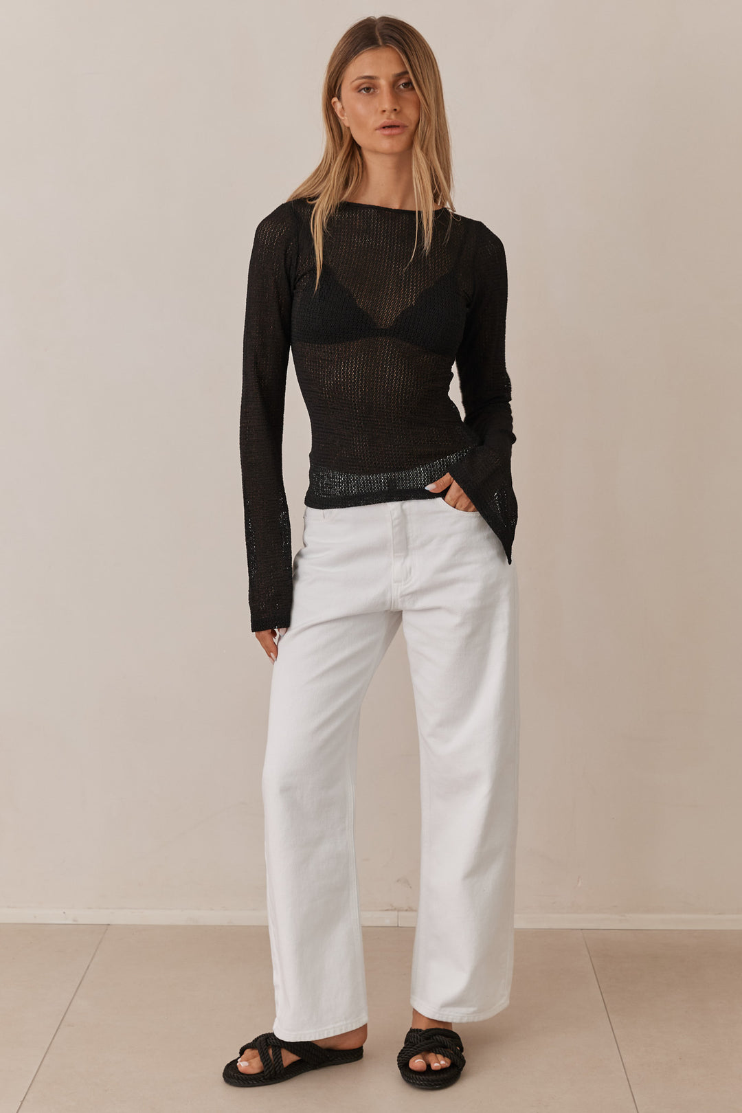 חולצת רשת מילאנו גב פתוח | שחור