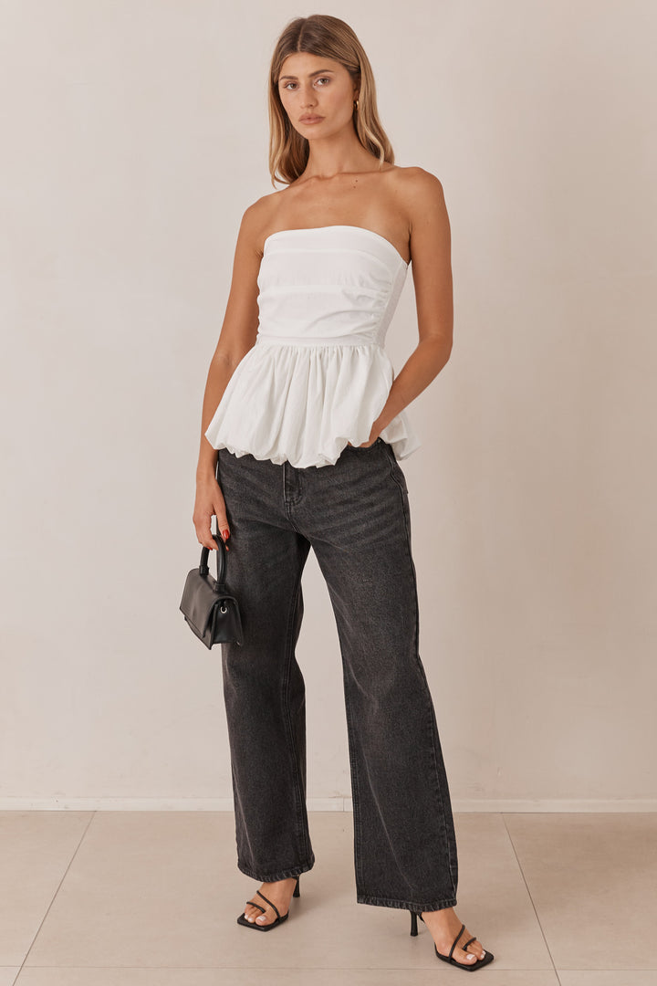 סטרפלס טריה בשילוב פפלום | לבן