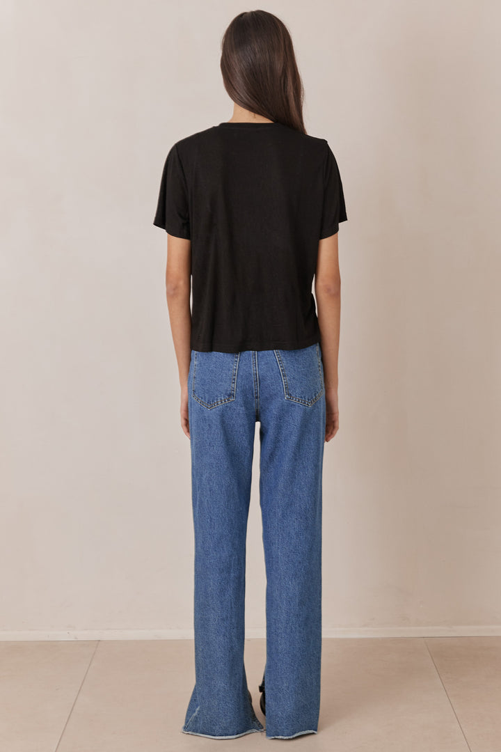 טי שירט טרוי בד שקפקף | שחור