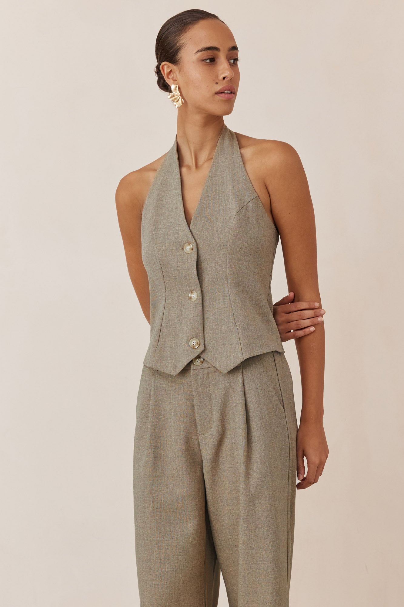 ווסט מחויט מארק צווארון קולר | מוקה